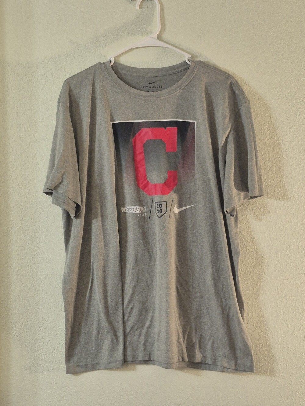 Nike Gray Short-Sleeve Tee with Red 'C' Chest Graphic
